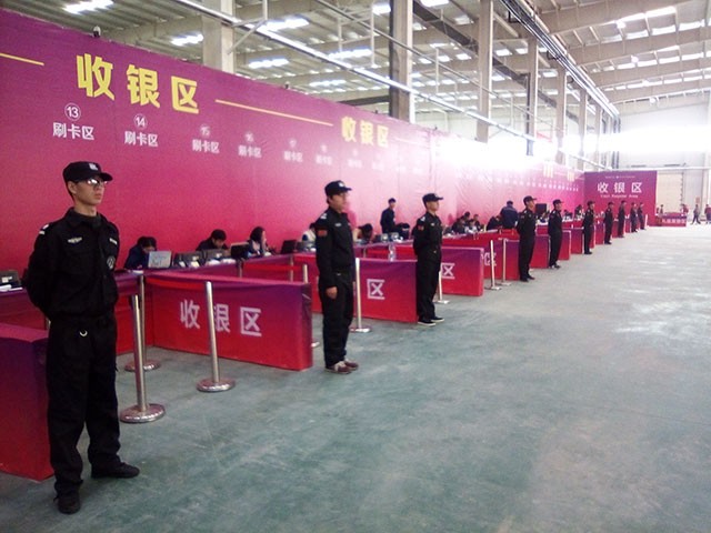 �R�r(sh��)����